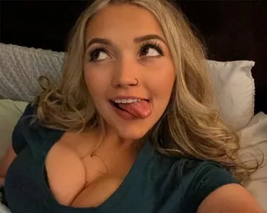 kristennnhaness / KristenHanesss / kristenhaness nude photo #0210