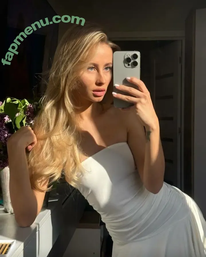 kristiina_fi nude photo #0048 (stunning blonde teen)