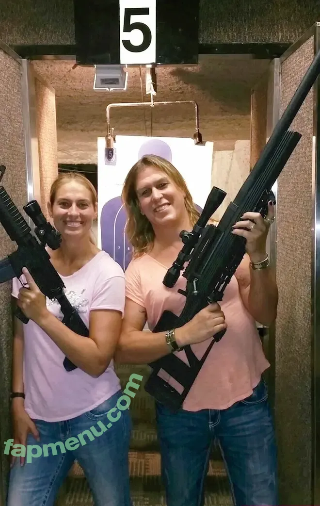 Kristin Beck nude photo #0029 (Kristin Beck)