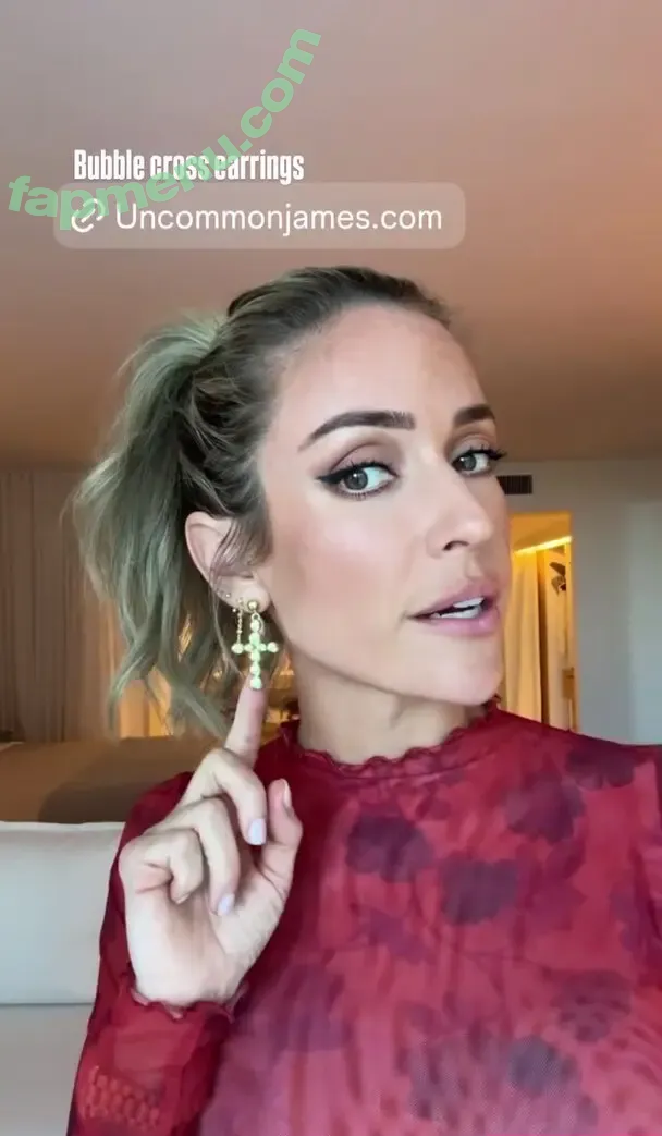 Kristin Cavallari nude photo #0655 (kristincavallari)