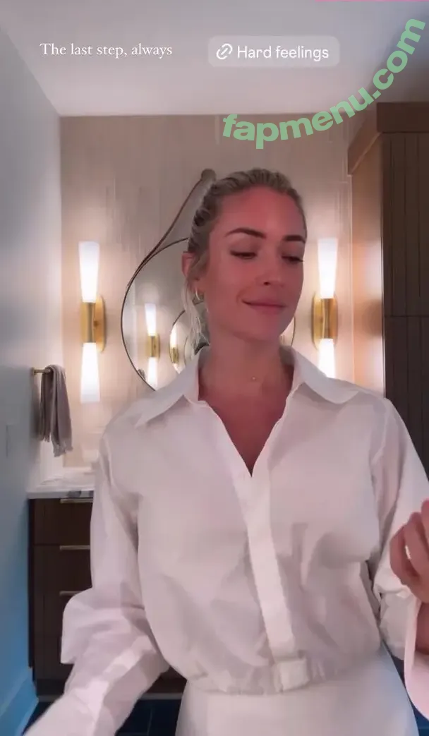 Kristin Cavallari nude photo #0787 (kristincavallari)