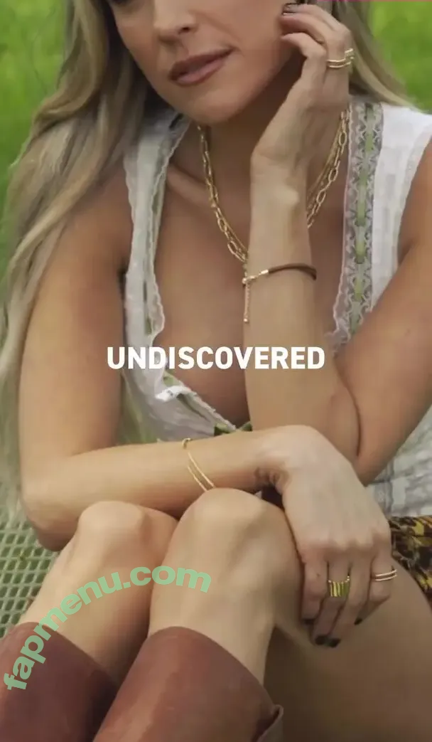 Kristin Cavallari nude photo #0865 (kristincavallari)