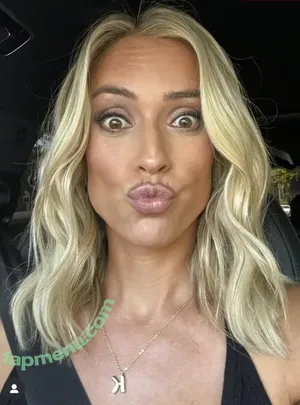 Kristin Cavallari / KristinCav / kristincavallari nude photo #1060