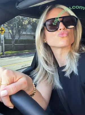 Kristin Cavallari / KristinCav / kristincavallari nude photo #1062