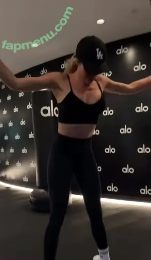 Kristin Cavallari / KristinCav / kristincavallari nude photo #1079