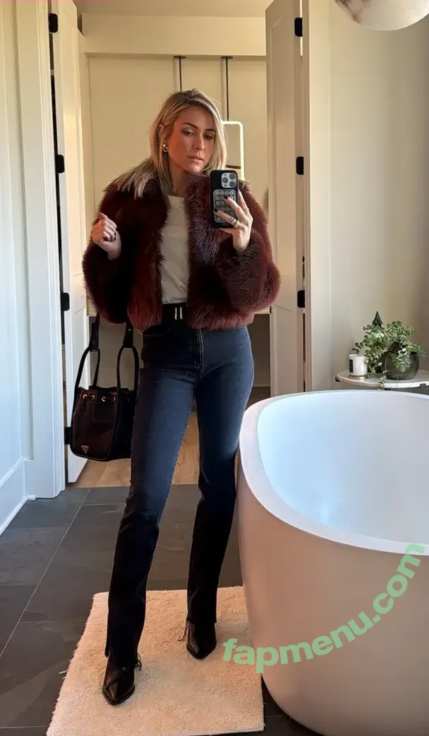 Kristin Cavallari nude photo #1104 (KristinCav / kristincavallari)