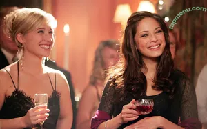 Kristin Kreuk / mskristinlkreuk nude photo #0101