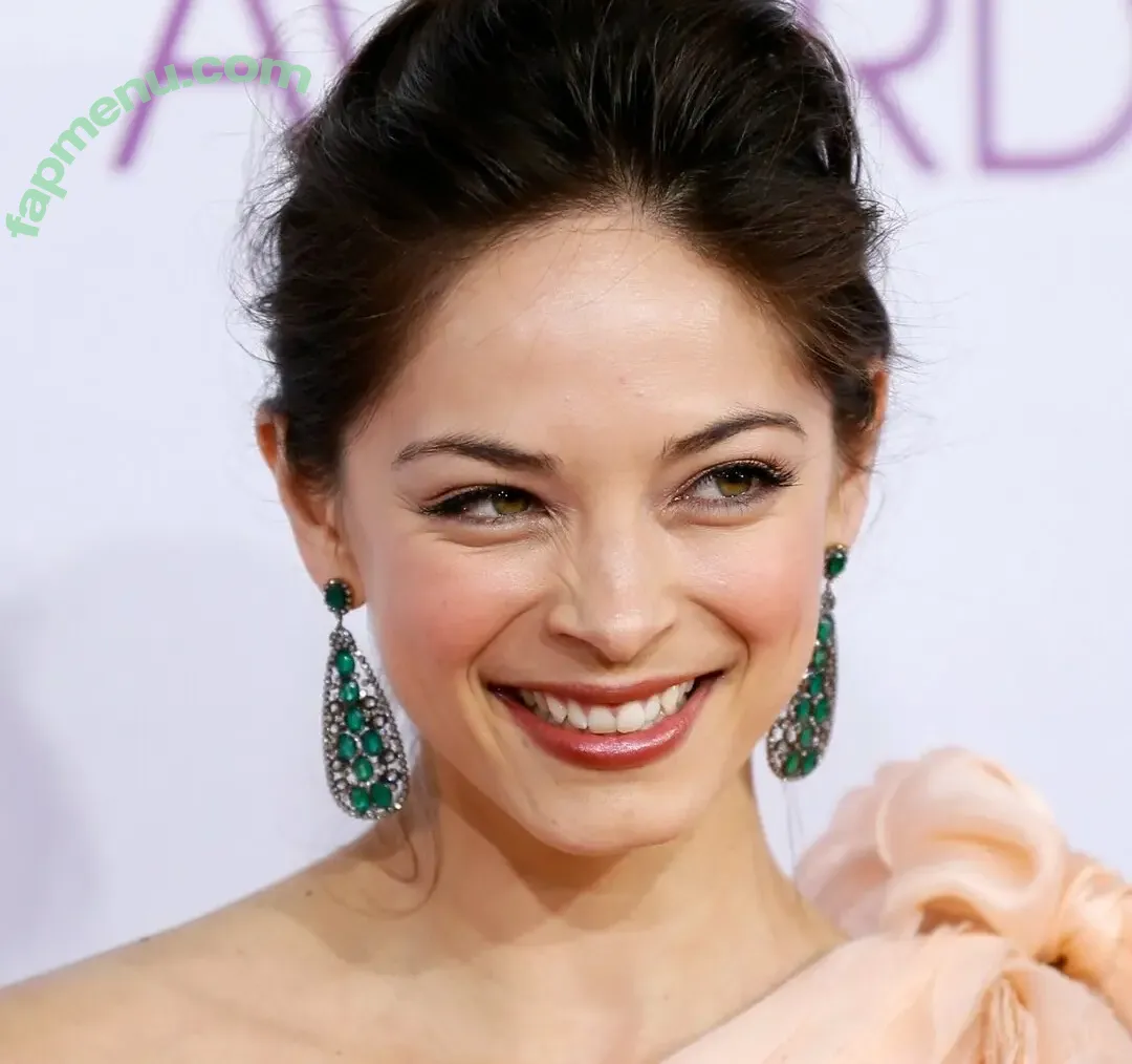 Kristin Kreuk nude photo #0117 (mskristinlkreuk)