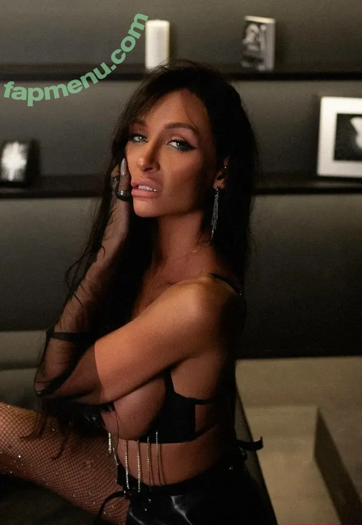 Kristina Grizzly nude photo #0291 (b_grizzly_model / kristinanicolee)