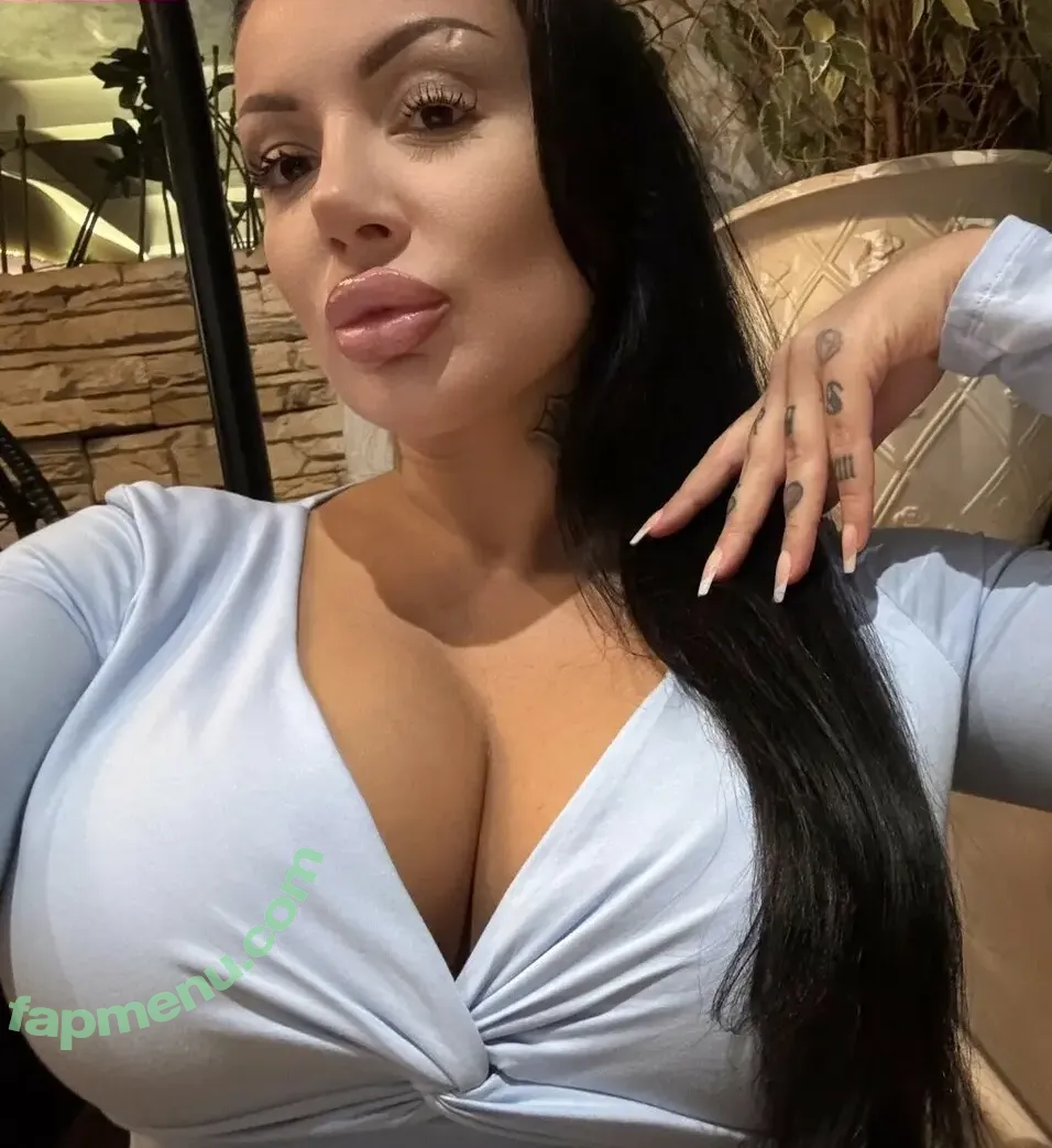 Kristina Karieva nude photo #1054 (alicia_kristina / kristinkarieva)