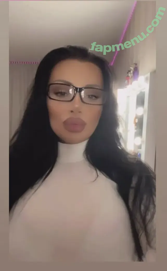 Kristina Karieva nude photo #1068 (alicia_kristina / kristinkarieva)