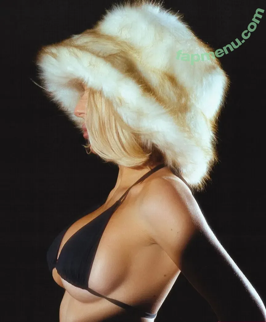 Kristina Popova nude photo #0047 (krispop_life / krispop_makeup)