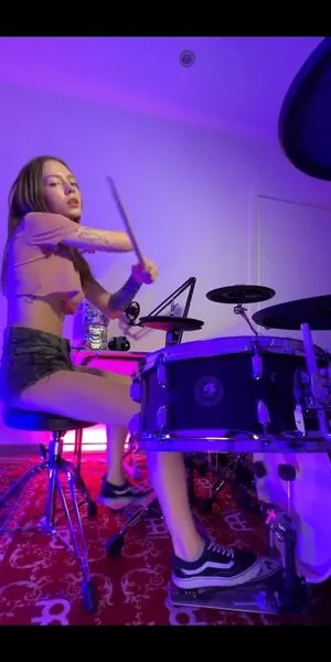 Kristina Rybalchenko / Kriss Drummer / kriss_drummer / user nude photo #0025