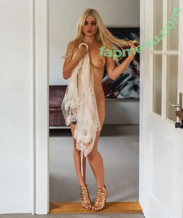 Kristina Vermilion nude photo #0123 (vermilion__k / vermilionk)