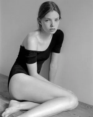 Kristine Froseth / kristine_froseth nude photo #0087