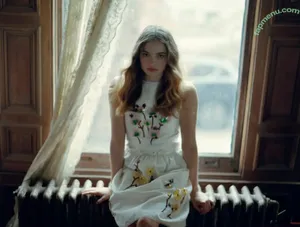 Kristine Froseth / kristine_froseth nude photo #0100
