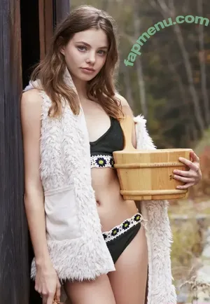 Kristine Froseth / kristine_froseth nude photo #0115