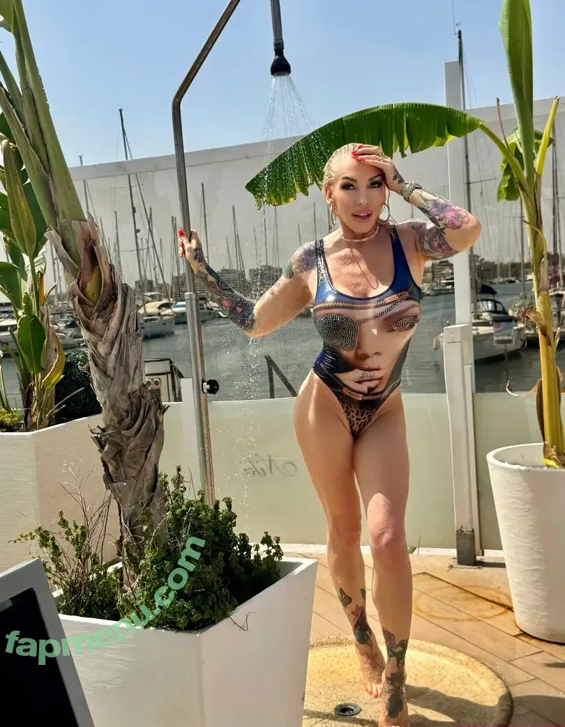 krisztinaserenyvip nude photo #0034 (_krisztinasereny)