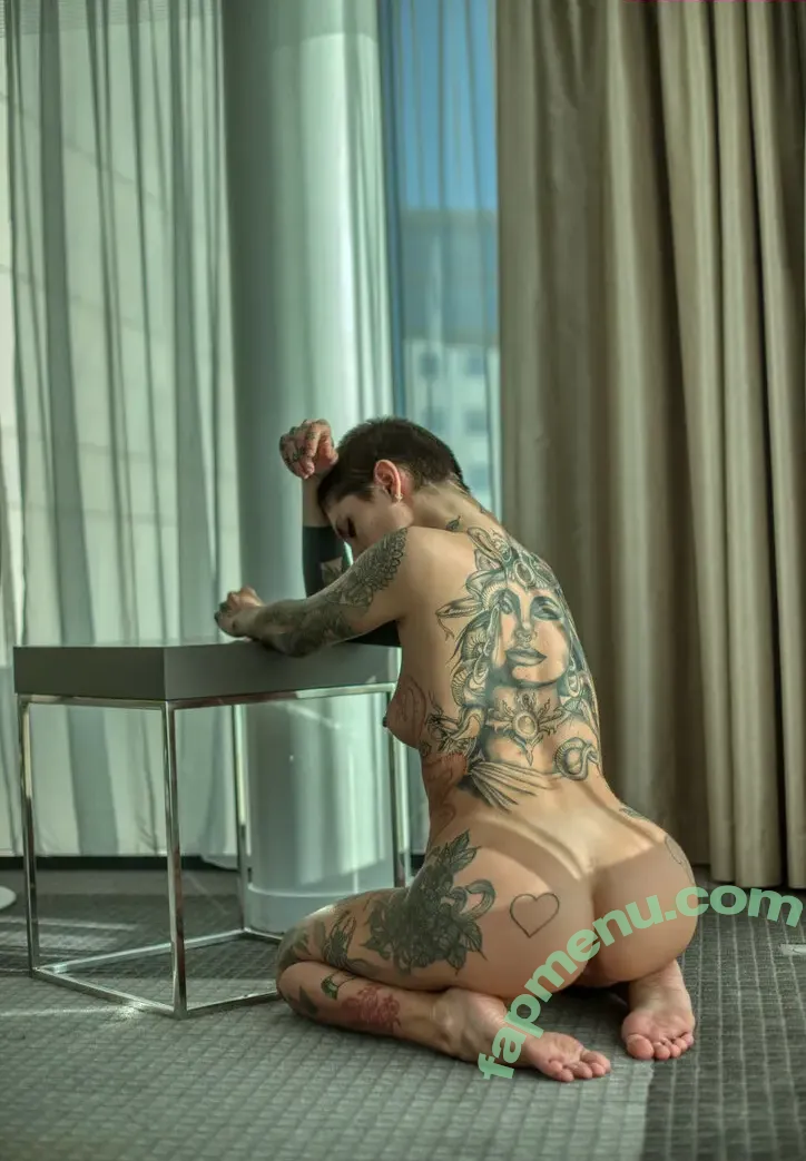 Krokodeal nude photo #0007 (krokodeallll / krokodouce)