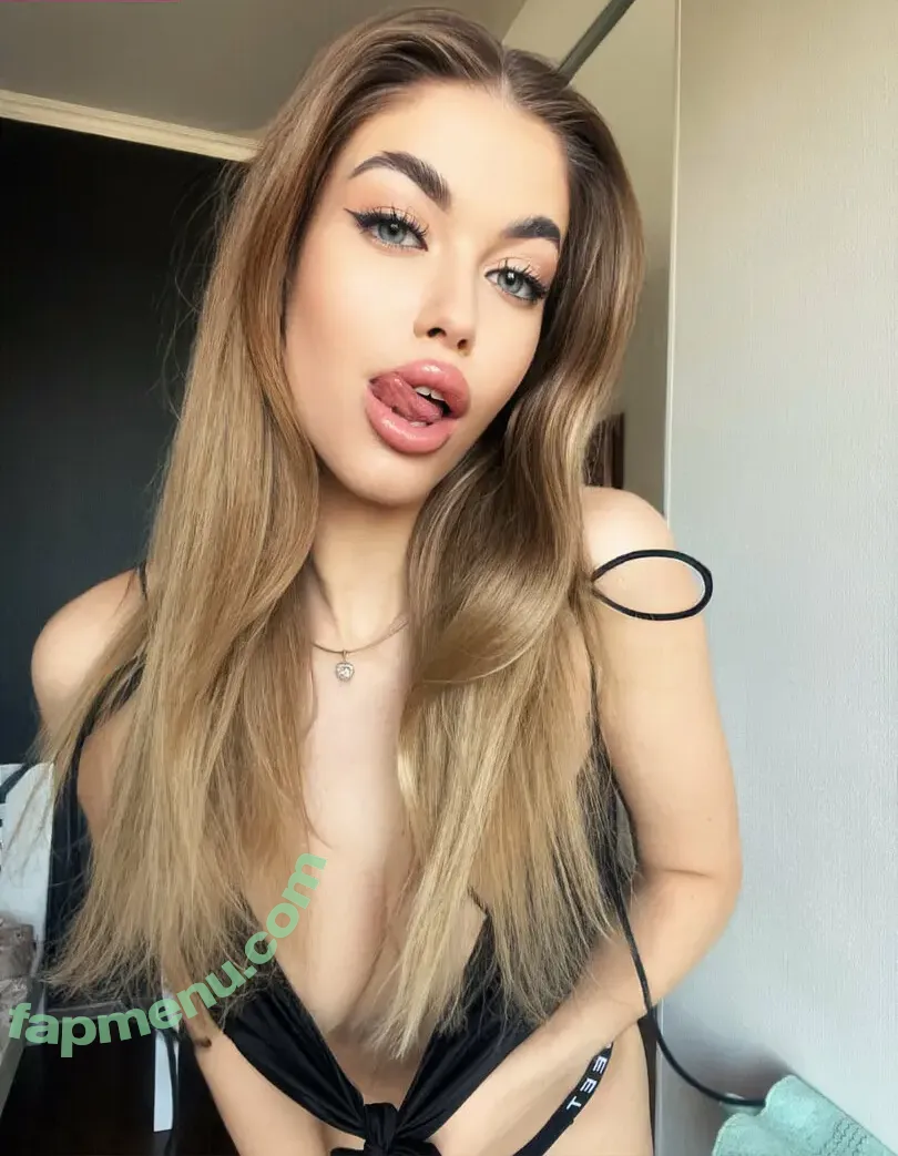 krstinsweet666 nude photo #0232 (sowest666)