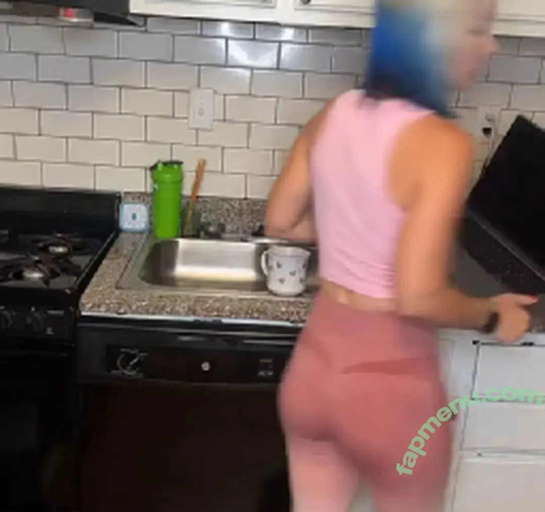 Kryssywakeup nude photo #0015 (Bluebunnibooty / bluebunniebooty)