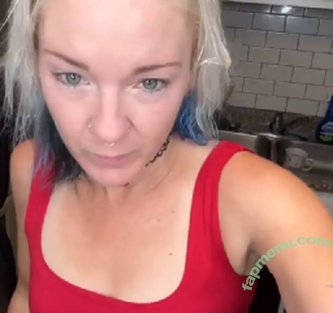 Kryssywakeup nude photo #0016 (Bluebunnibooty / bluebunniebooty)