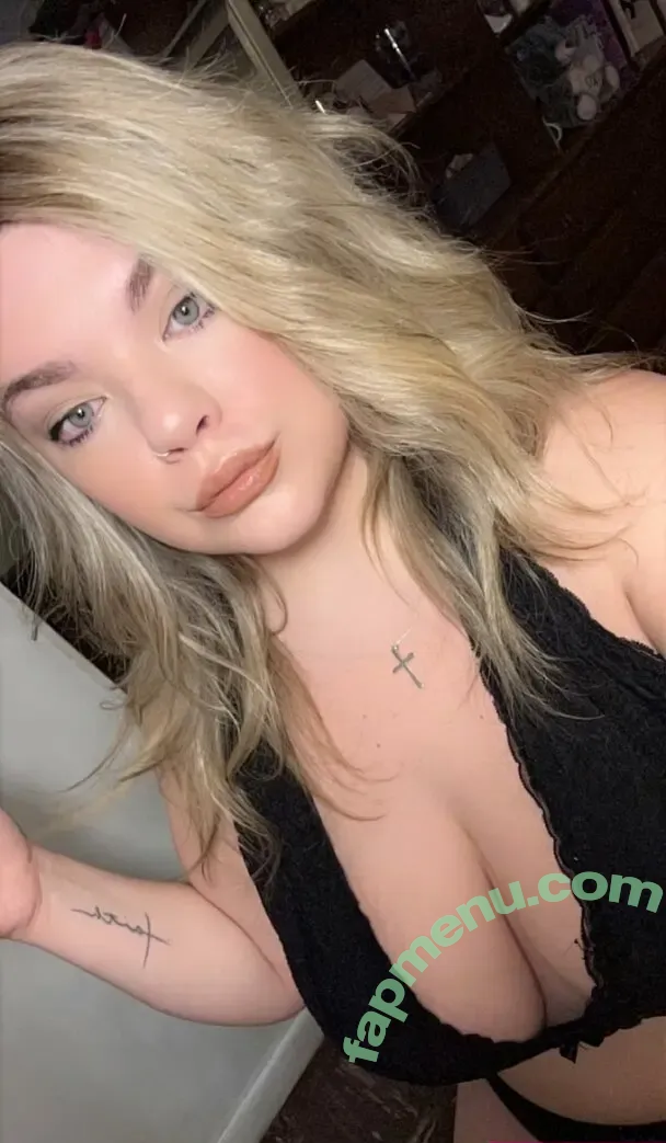 Krystal Stanley nude photo #0021 (krystal_clear96 / loganstanley)