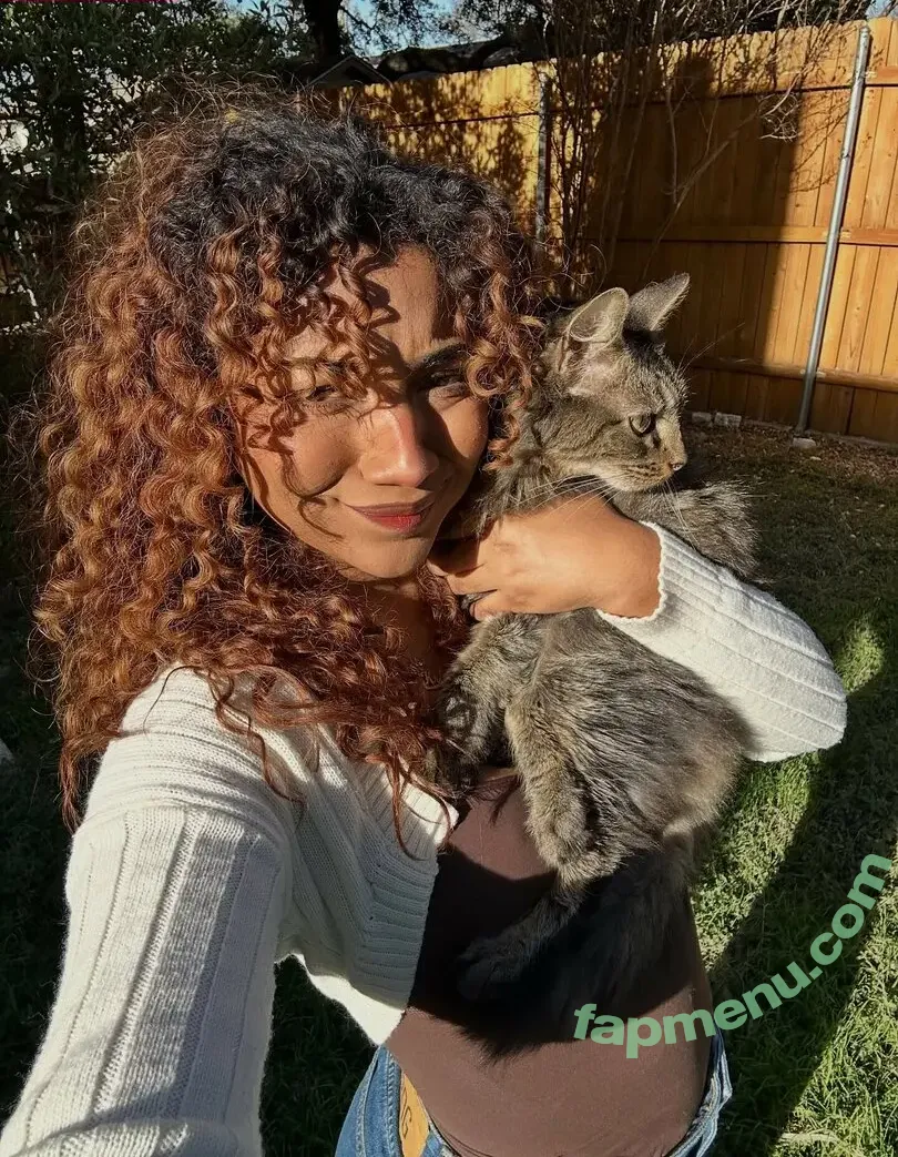 krystalogy nude photo #0233 (krys_talwithakay / krystalogytv)