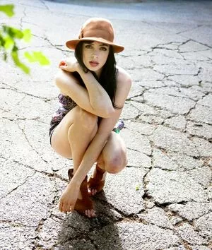 Krysten Ritter / therealkrystenritter nude photo #0128