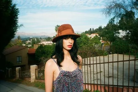 Krysten Ritter / therealkrystenritter nude photo #0445