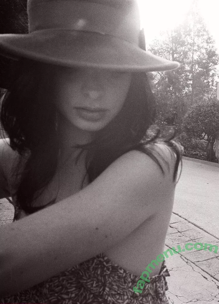 Krysten Ritter nude photo #0448 (therealkrystenritter)