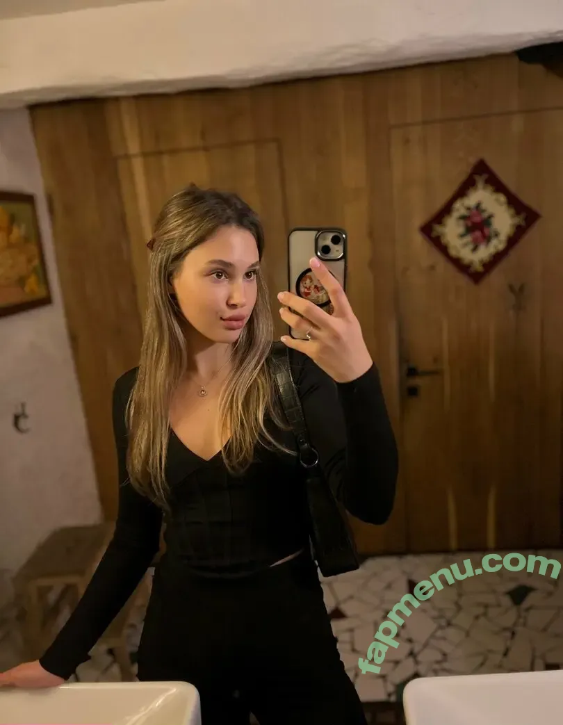 ksenia_a nude photo #0006 (ksennyy_a)