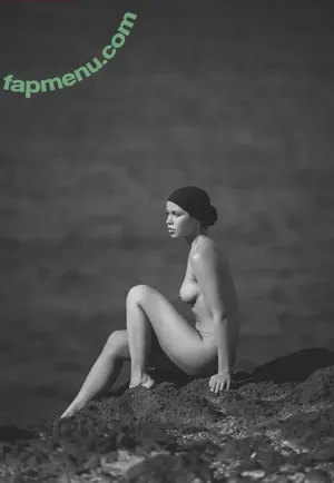 ksenia.lytvynova / Ksenia Lytvynova / ksenialtvn nude photo #0218