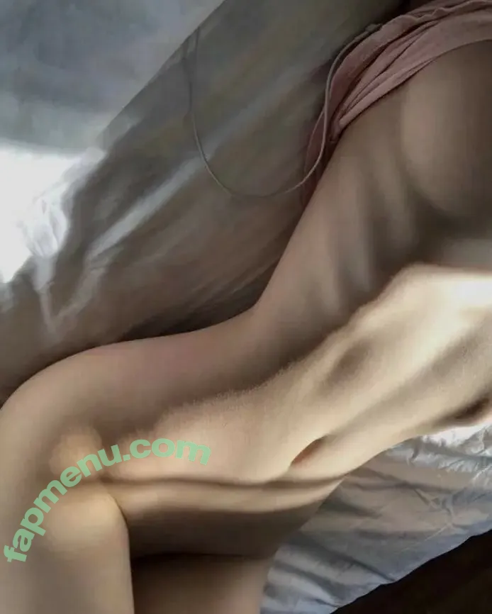 kseylinx nude photo #0011 (IsmimKsenia / heartless.kxy / iamksenia)