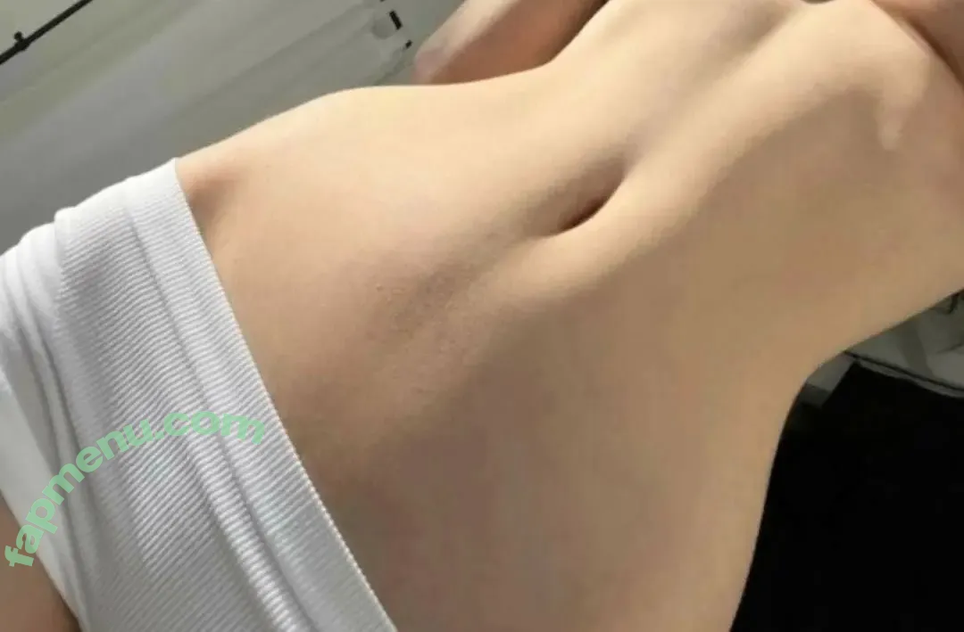 kseylinx nude photo #0021 (IsmimKsenia / heartless.kxy / iamksenia)