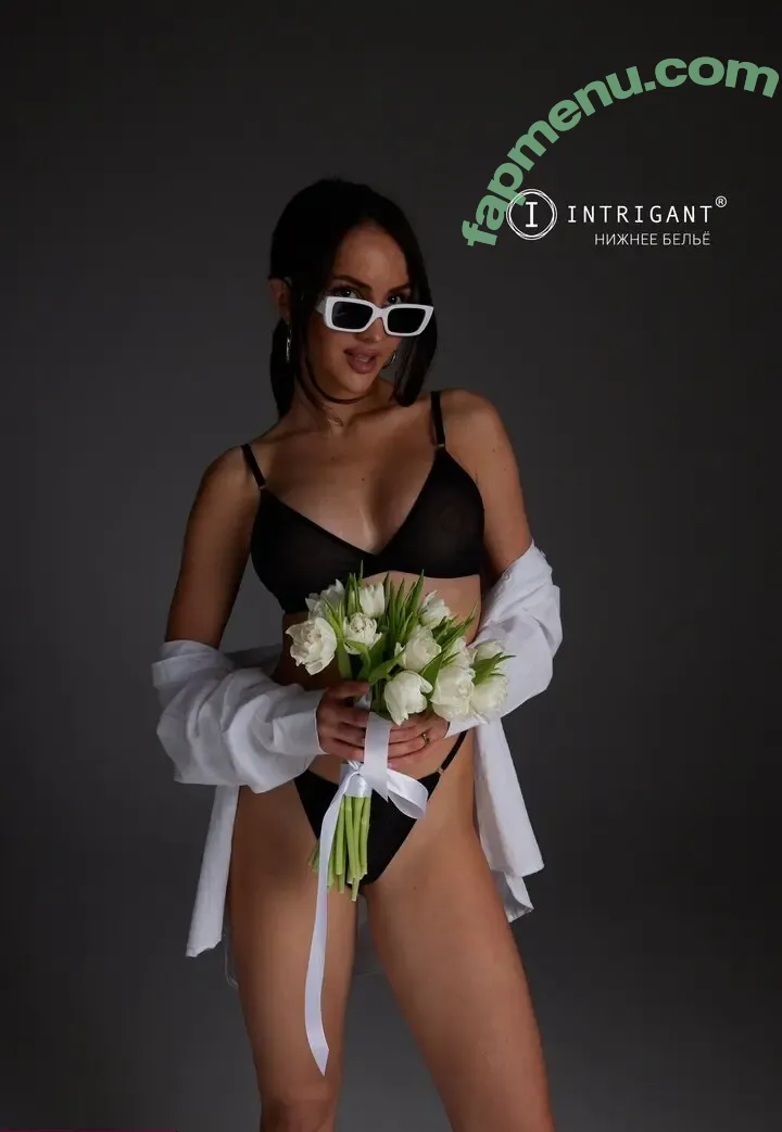 Ksushenkaneroba nude photo #0026 (the_krasivchik)