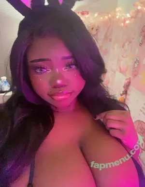 Kttiuh nude photo #0019