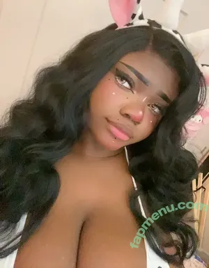 Kttiuh nude photo #0020