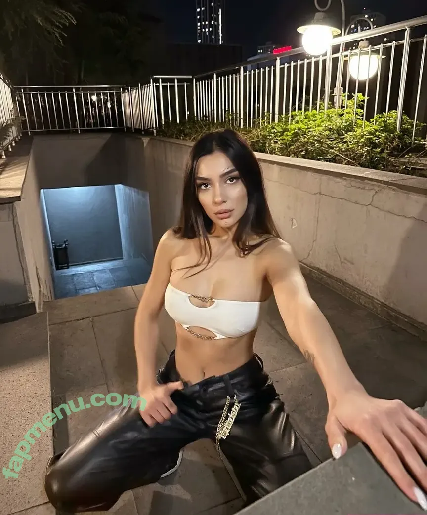 Kübra Miranda Çamlıbel nude photo #0005 (mirandaorlayn)