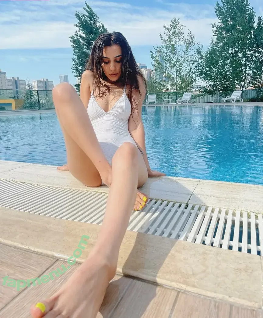 Kübra Miranda Çamlıbel nude photo #0011 (mirandaorlayn)