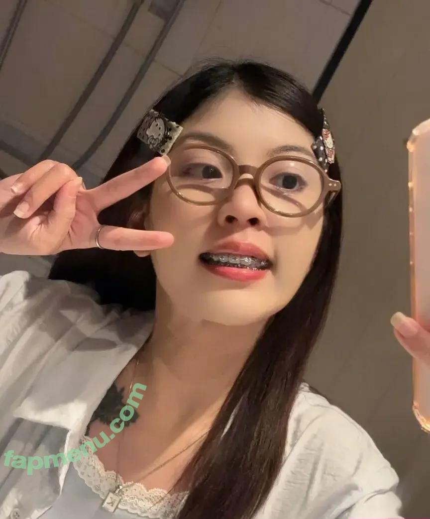 kukkixk nude photo #0003 (Kukkik / k.ukkixk)