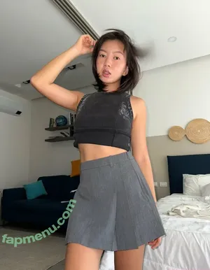  nude photo #0004