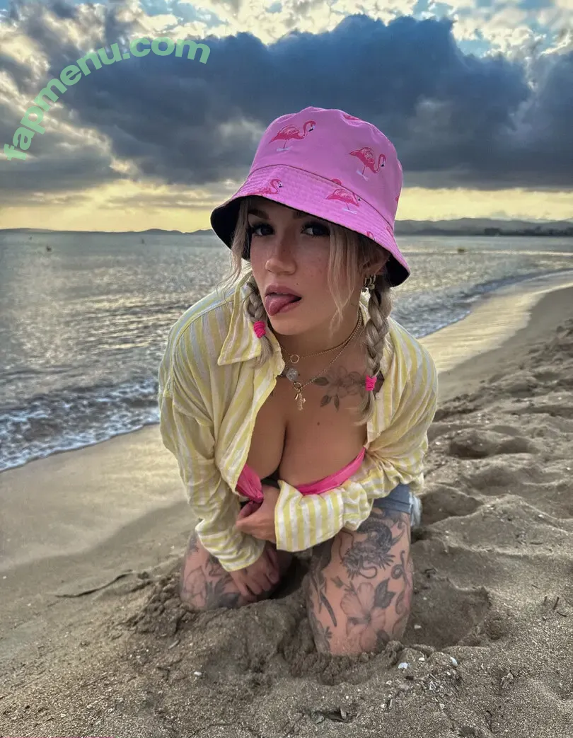 Kunshikitty nude photo #0004 (Kunshikitty)