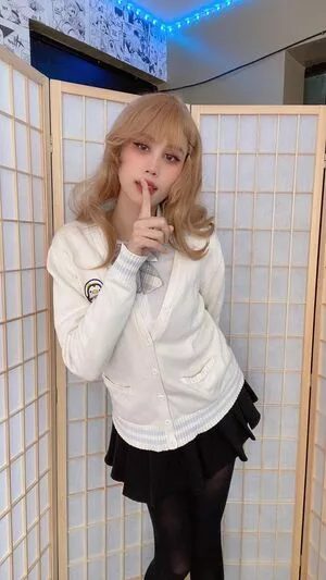 Kura Onee-san / kurasushi_usa / lewdgami nude photo #0658