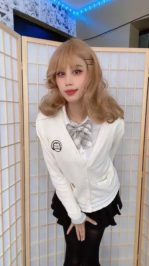 Kura Onee-san / kurasushi_usa / lewdgami nude photo #0660