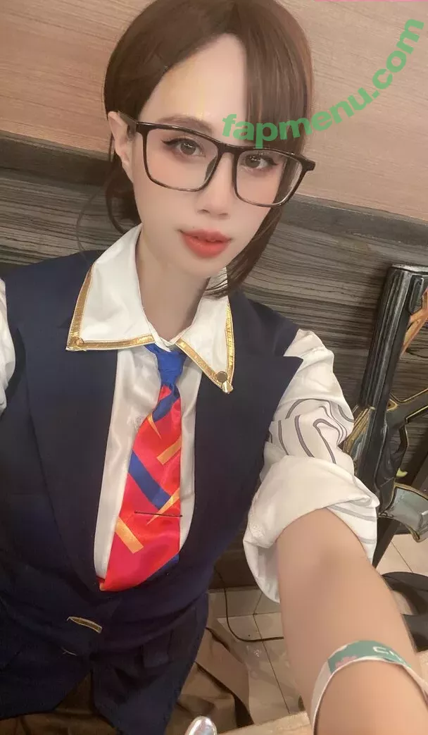 Kura Onee-san nude photo #0770 (kurasushi_usa / lewdgami)