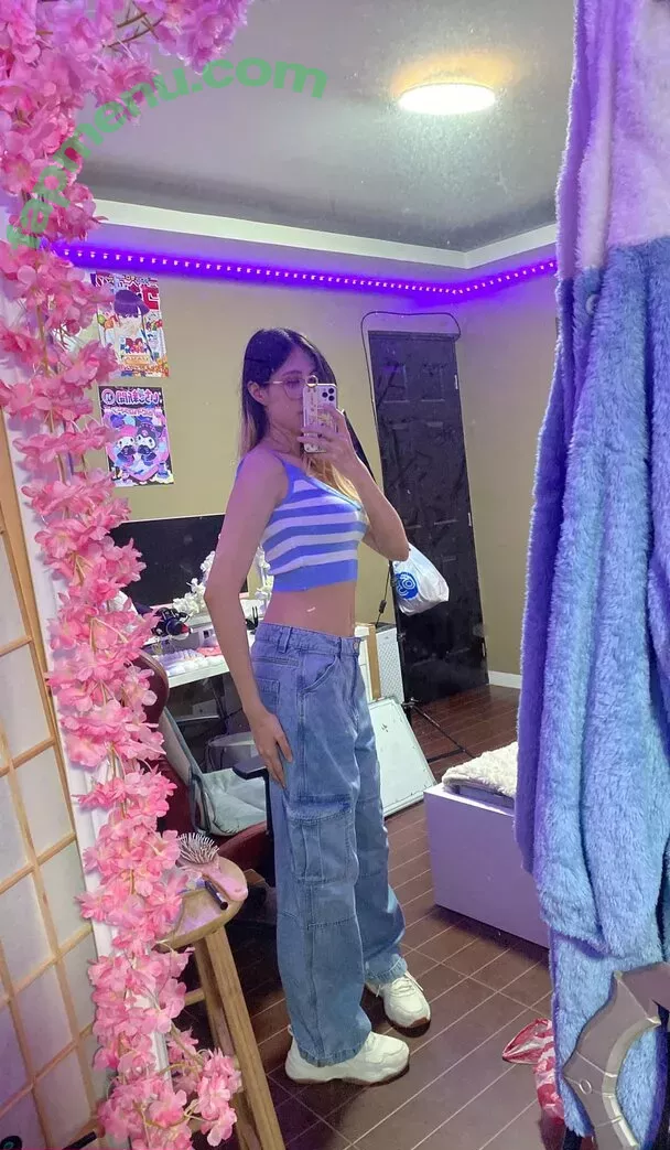 Kura Onee-san nude photo #0818 (kurasushi_usa / lewdgami)