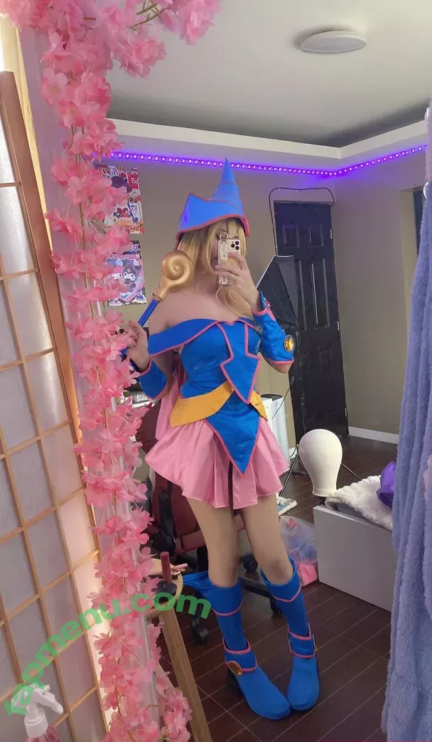 Kura Onee-san nude photo #0828 (kurasushi_usa / lewdgami)