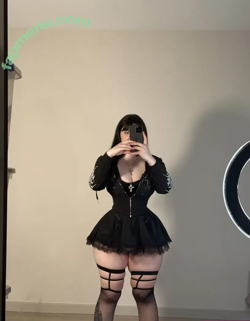 kuroishi nude photo #0016 (Kuro / Kuroitsune)