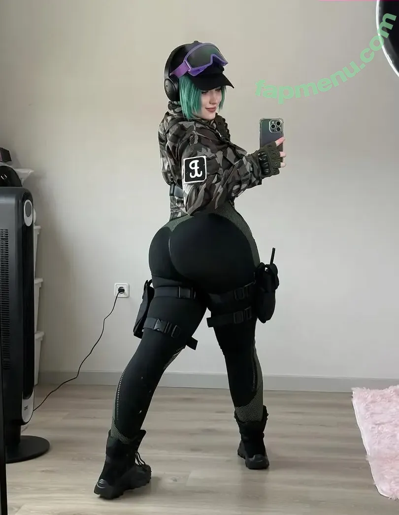 kuroishi nude photo #0059 (Kuro / Kuroitsune)